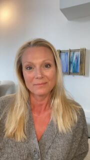 Læs mere om behandlingen Reiki Lifting Ritual og book på min hjemmeside 🤍 
Du finder den under japansk Lifting behandlingerne 🤍
Link i bio 🤗

.
.
.
.
#japansklifting #ansigtsbehandling #reiki #healing #stress