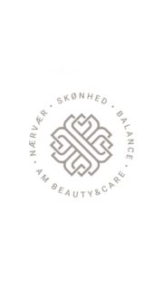 Harmony Ritual Japansk Lifting starter med et dejligt varmt fodbad med epsomsalt og patchouli 🤍💚🤍

Epsomsalt støtter udrensning og afspænding 🤍

Patchouli virker groundende, styrker jordforbindelsen og skaber energetisk ro.
Samtidig støtter den huden med sine regenererende og balancerende egenskaber 💚

En blid overgang fra ydre tempo til indre balance 🤍💚🤍

.
.
.
#japansklifting #metime #stress #beauty #skønhed