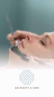 Japansk lifting er fordybelse 💚

Behandlingen arbejder med ansigtets muskler, bindevæv og lymfe i et roligt, præcist flow.
Den smukke grønne spirulina & manuka-maske er rig på mineraler, næring og beroligende kraft.

Et møde mellem teknik med intention og lækre produkter, hvor du kommer ned i gear og huden får lige netop støtte den har brug for 💚

Priser fra kr. 625,- for Japansk Lifting 💚
Læs mere via link i bio 

.
.

.
#japansklifting #ansigtsbehandling #kosmetolog #stress beauty